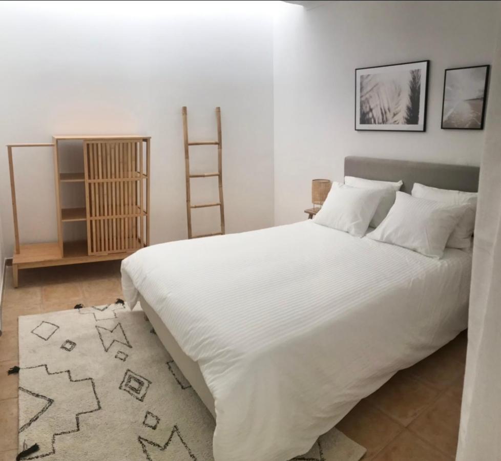 Accommodation In Sesimbra - Two Double Bedroom Exteriör bild