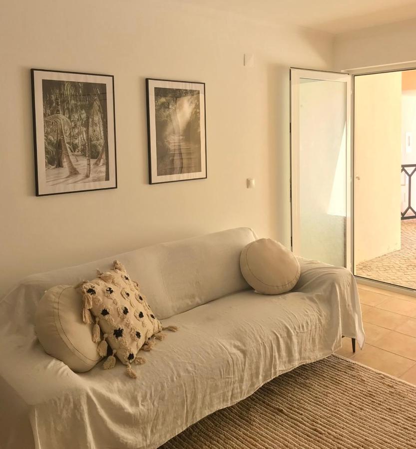 Accommodation In Sesimbra - Two Double Bedroom Exteriör bild